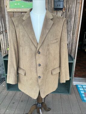 MEN 50R BLAZER Jos. A. Bank Micropoly Camel color 1219